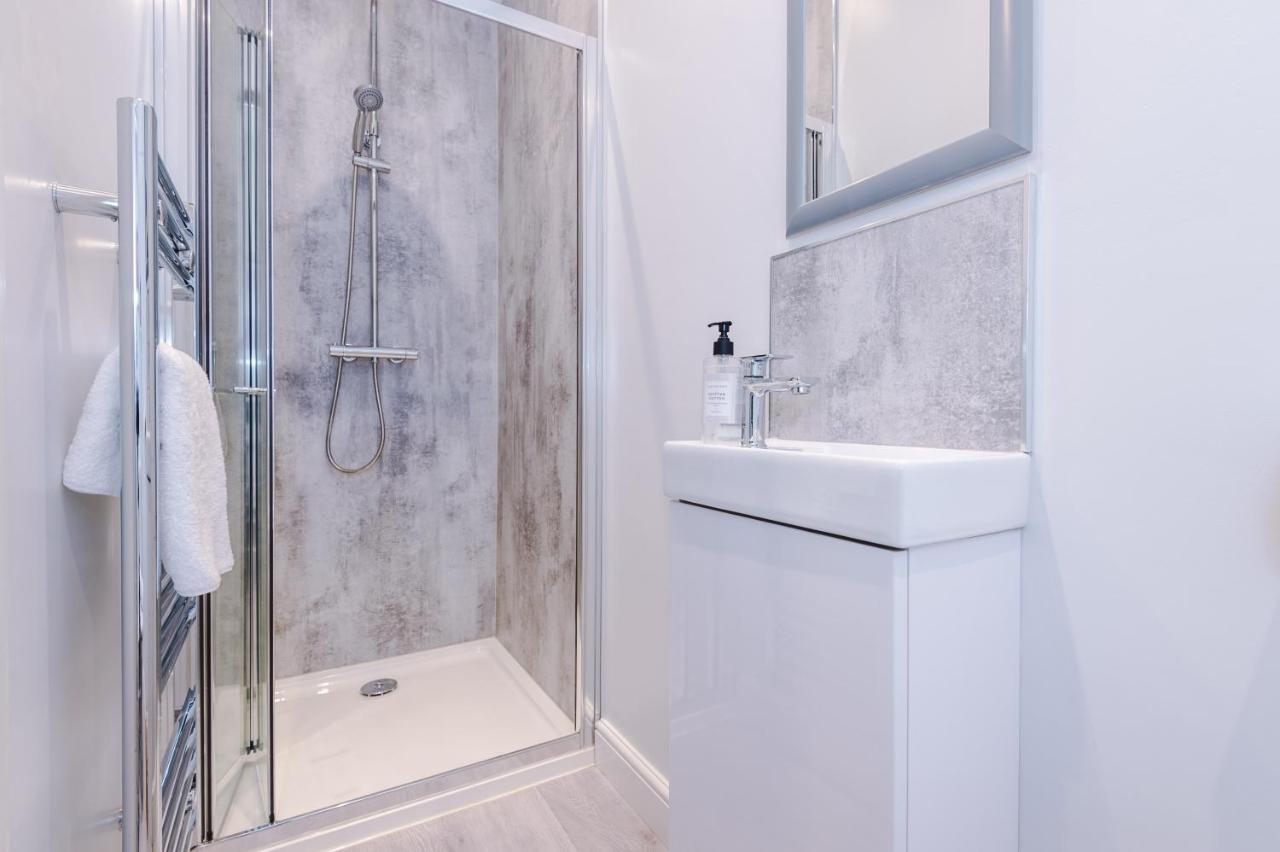 Hearsall Place Serviced Apartment Coventry Exterior foto